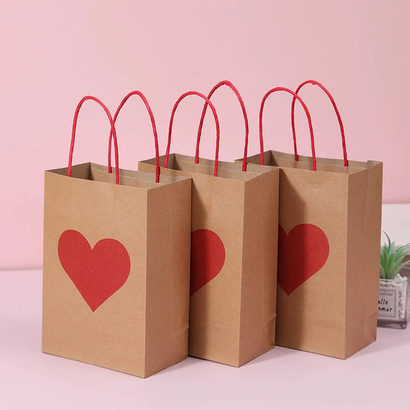 10PCS Heart Patterns Kraft Paper Bag with Handle Valentine's Day Gift Packaging Tote Romantic Bags Party Wedding Accessories